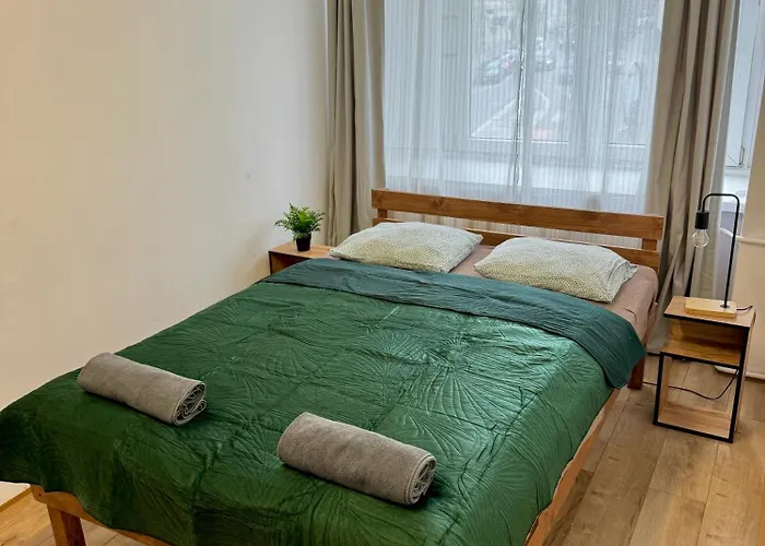 Rooms In City Center